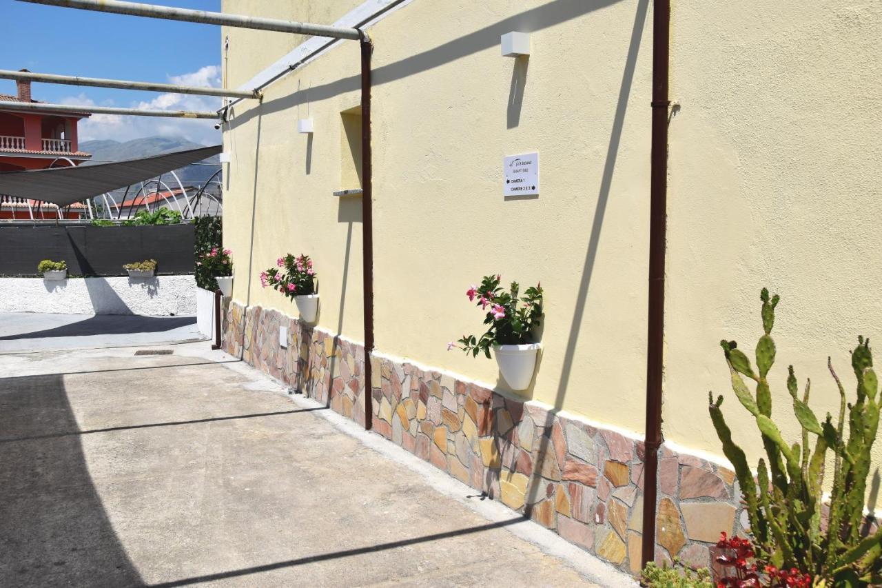 B&B Il Tirreno Cipollina Экстерьер фото